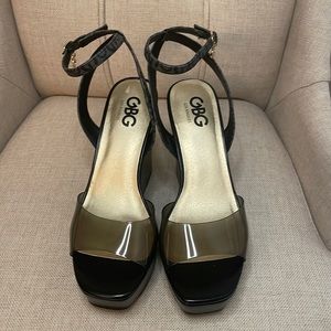GBG Los Angeles black wedges